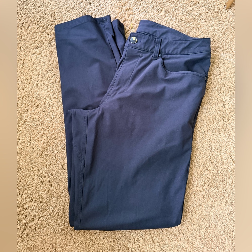 lululemon athletica BLACK women’s Chinos